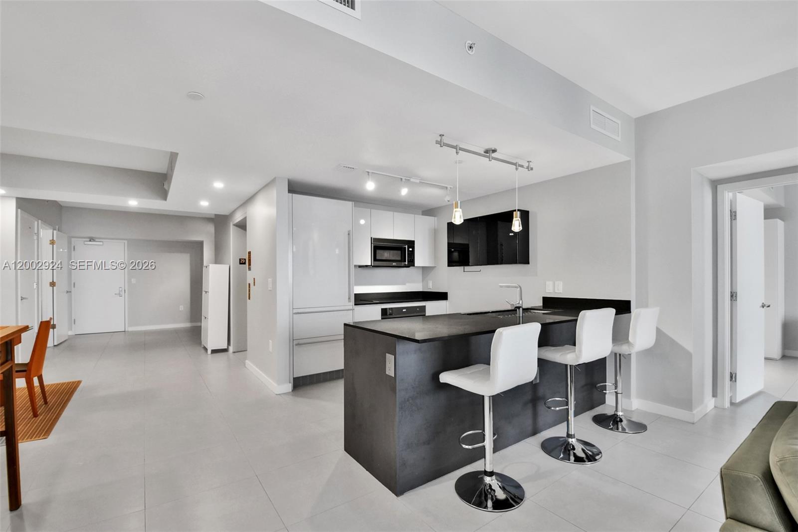 image 1010 Brickell10