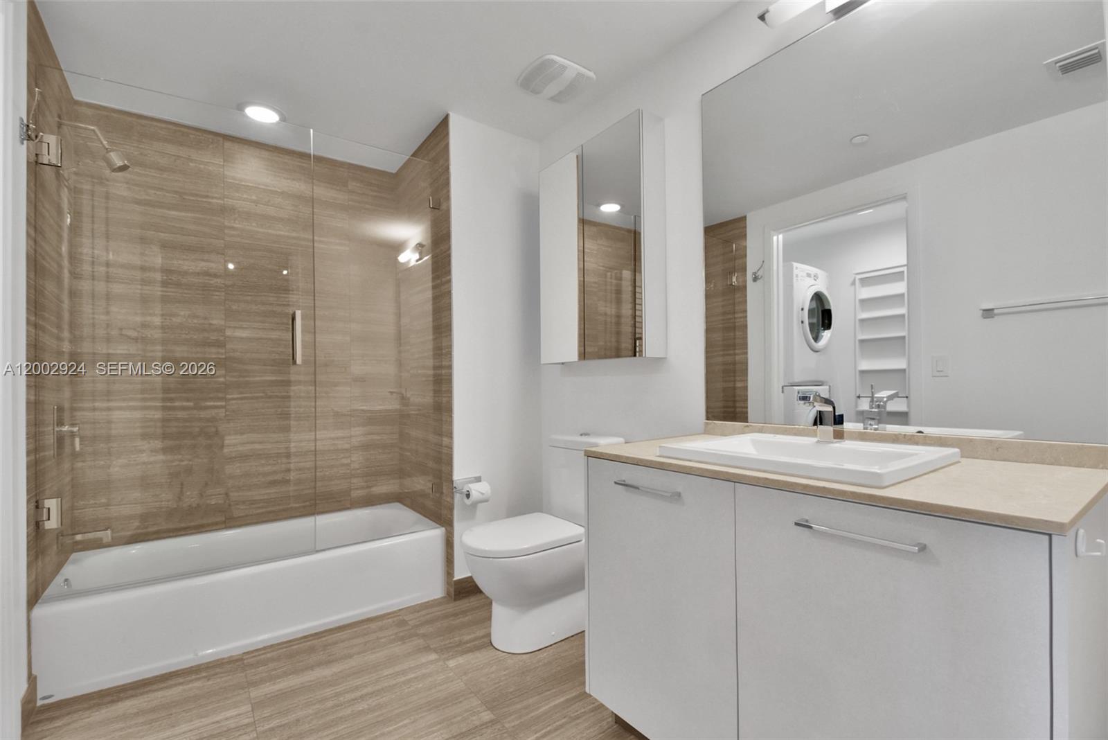 image 1010 Brickell12