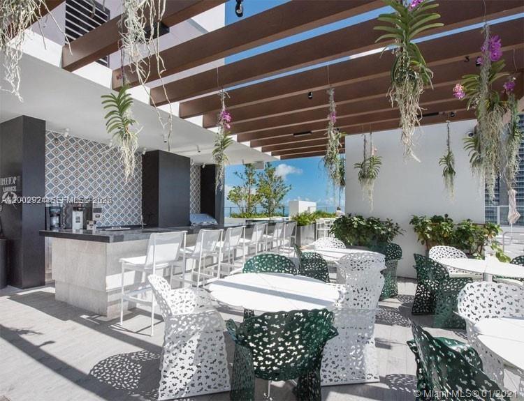 image 1010 Brickell40