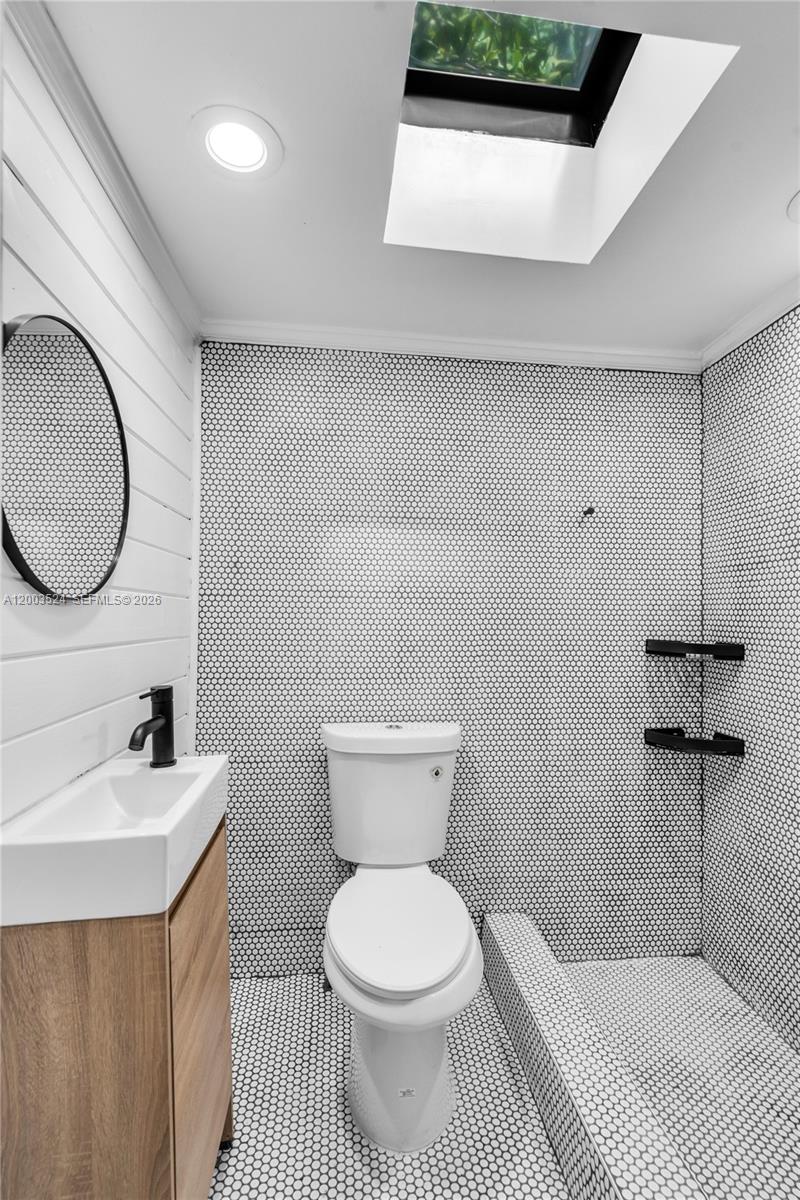 10 Century Ln Miami Beach, FL 33139