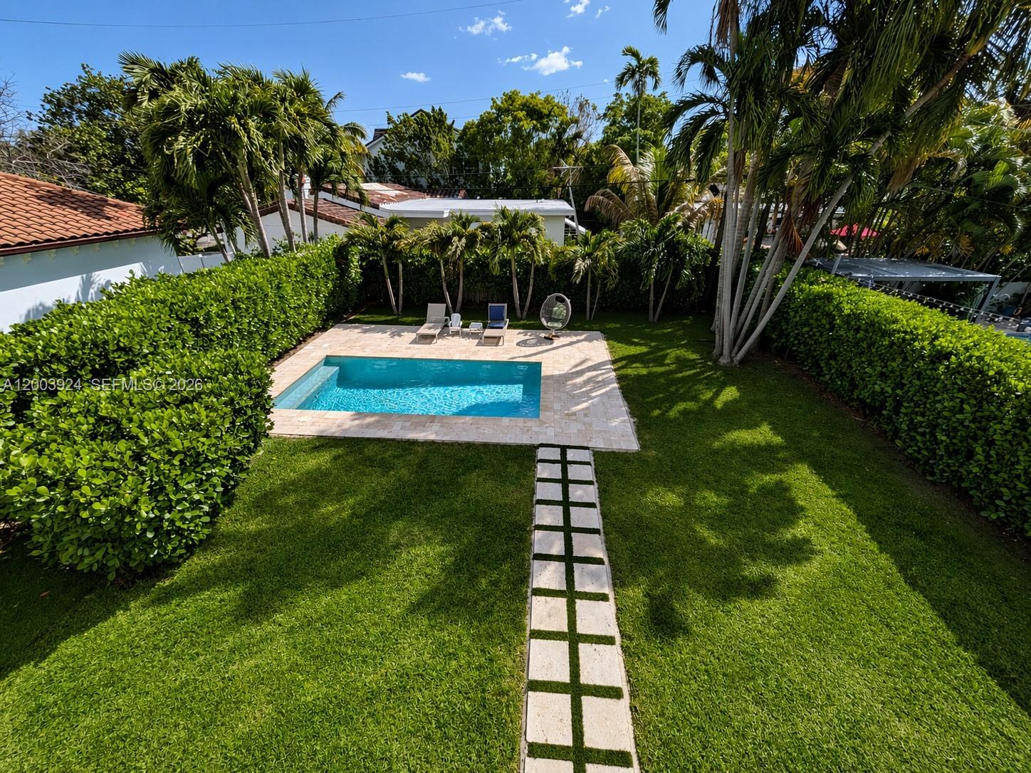 471 SW 30th Rd Miami, FL 33129