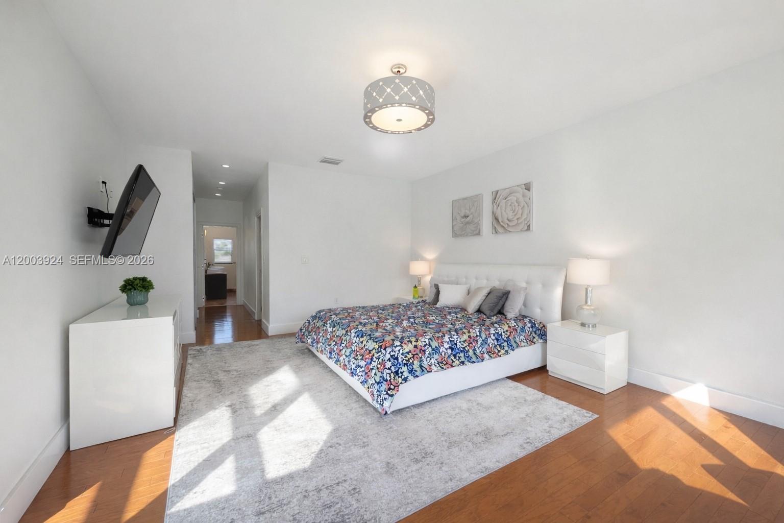 471 SW 30th Rd Miami, FL 33129