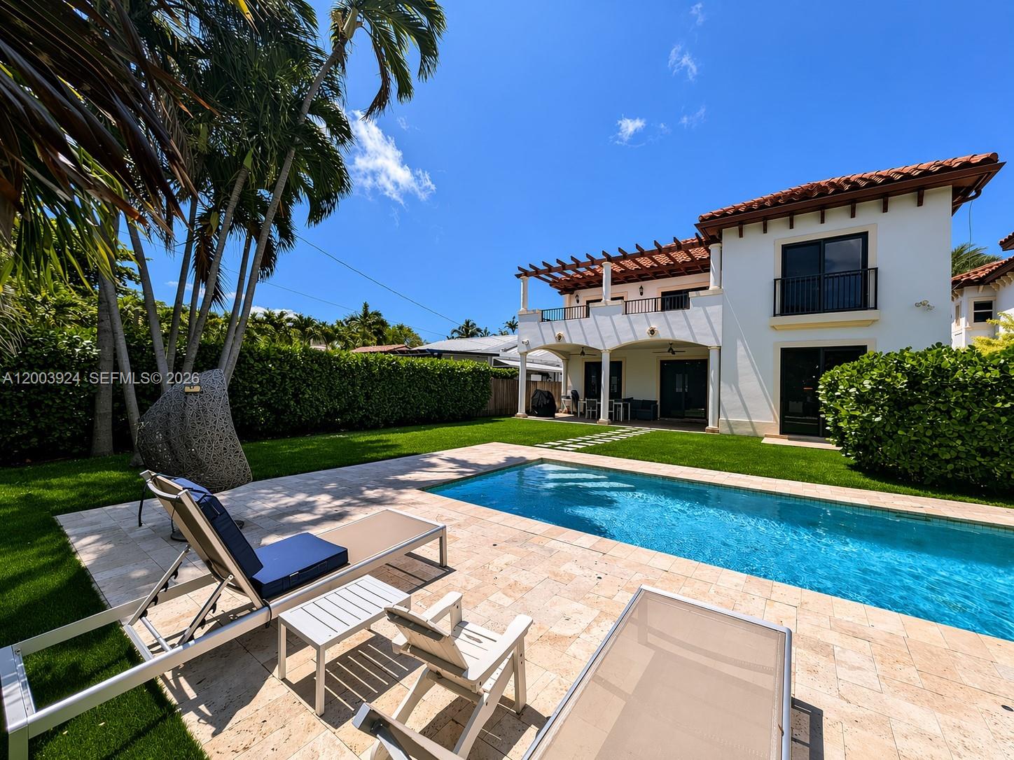 471 SW 30th Rd Miami, FL 33129