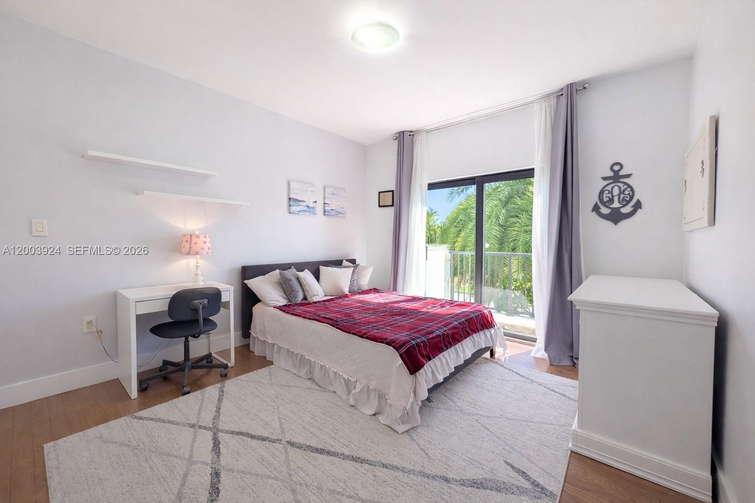 471 SW 30th Rd Miami, FL 33129