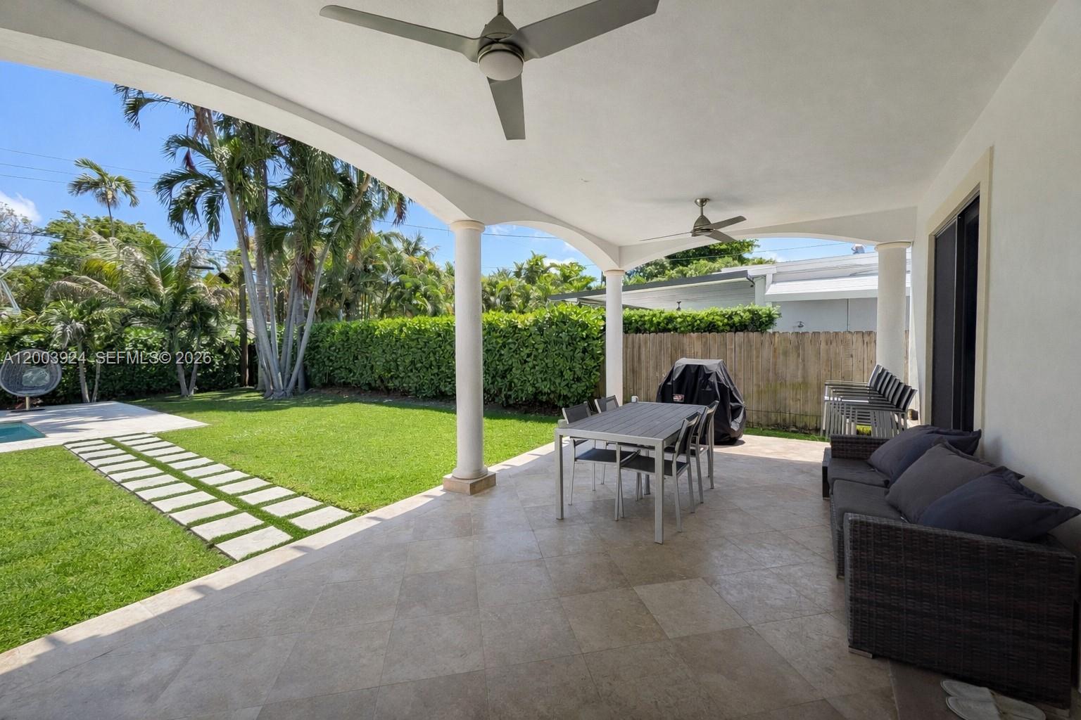 471 SW 30th Rd Miami, FL 33129