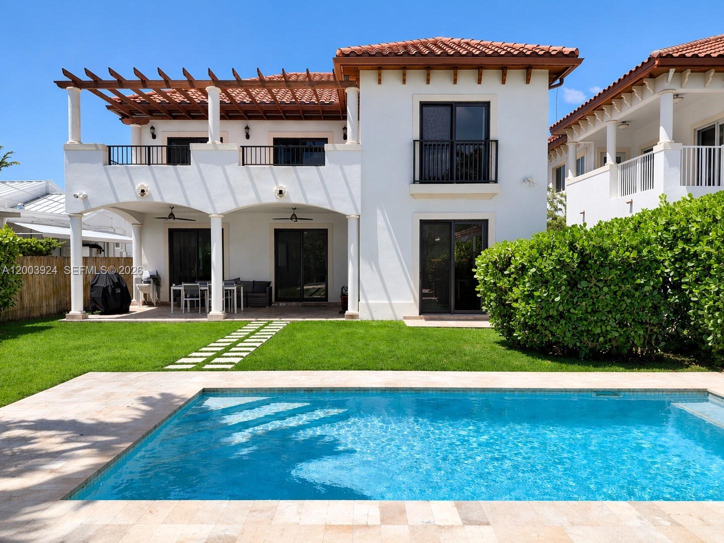 471 SW 30th Rd Miami, FL 33129