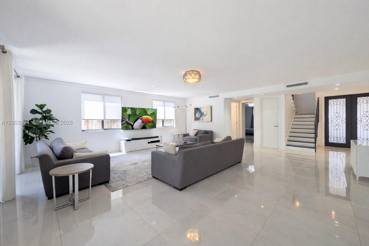 471 SW 30th Rd Miami, FL 33129