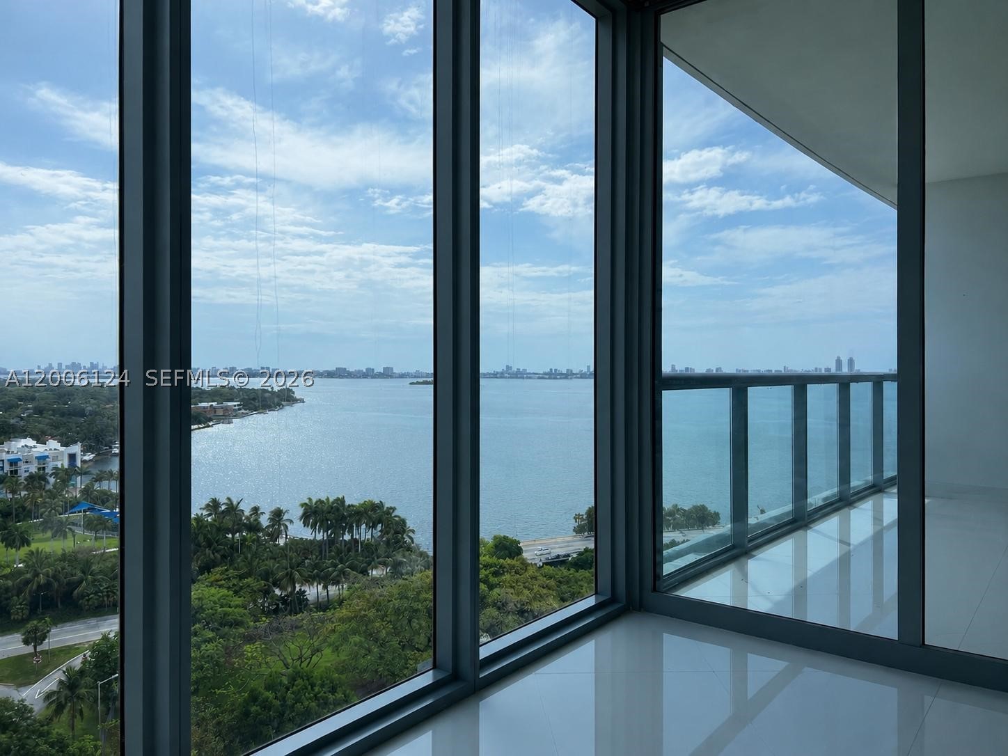image Blue on the Bay13