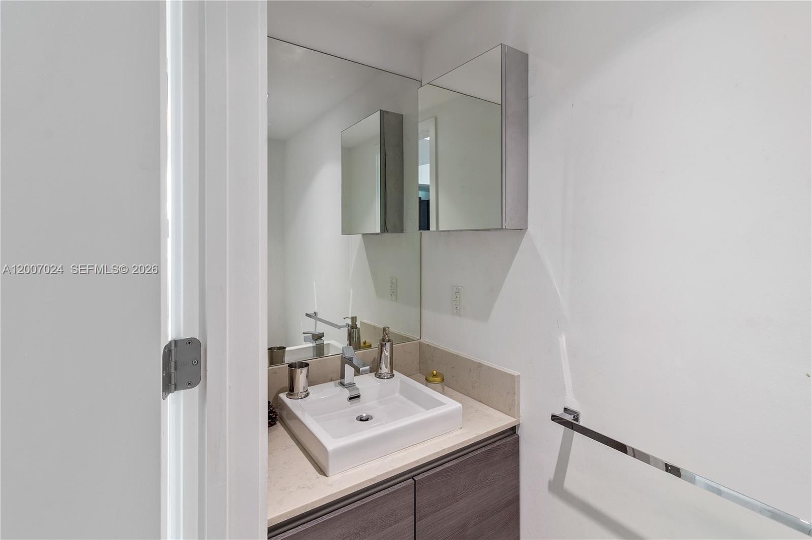 image The Bond on Brickell16