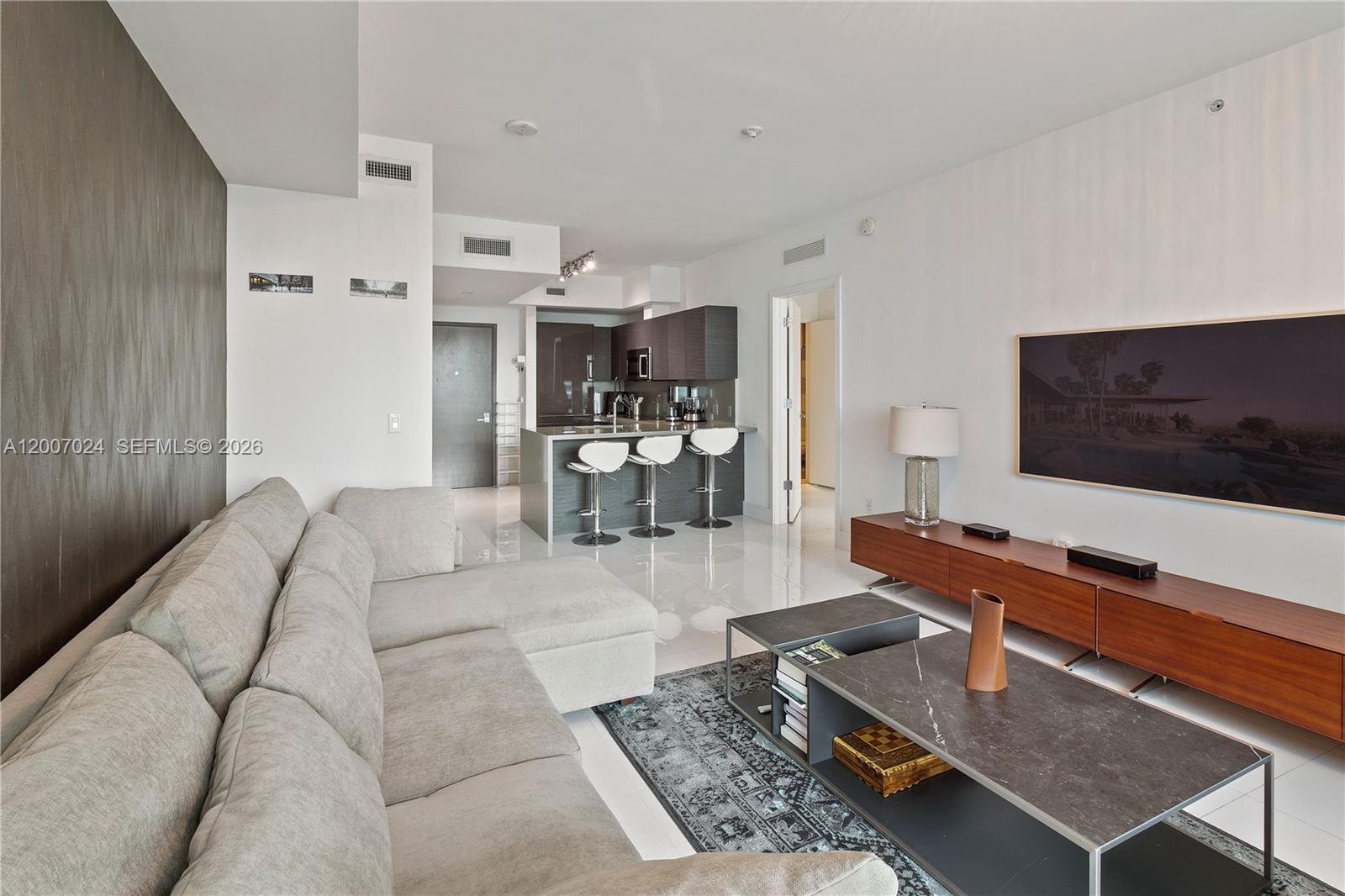 image The Bond on Brickell8