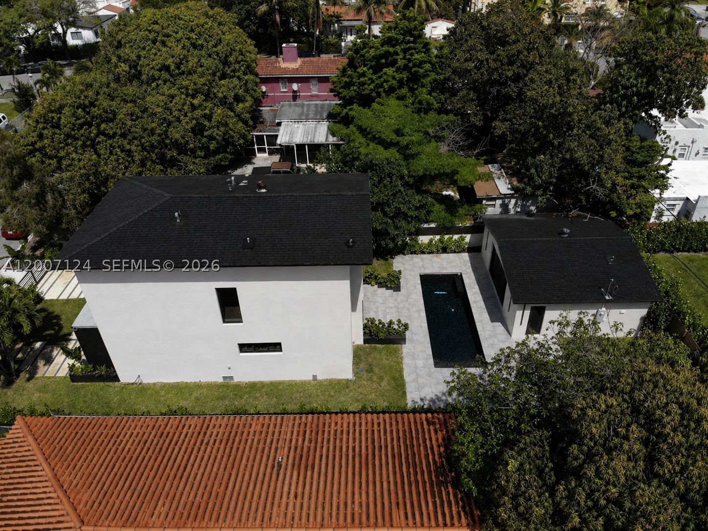 1820 SW 10th St Miami, FL 33135