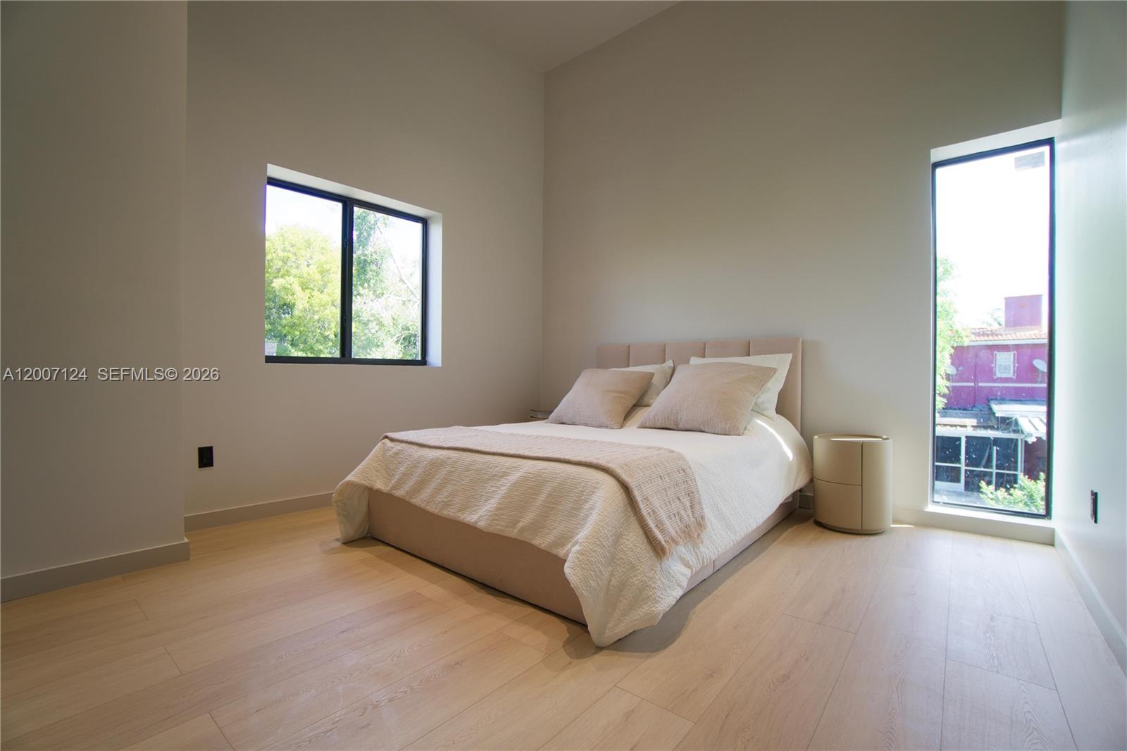 1820 SW 10th St Miami, FL 33135