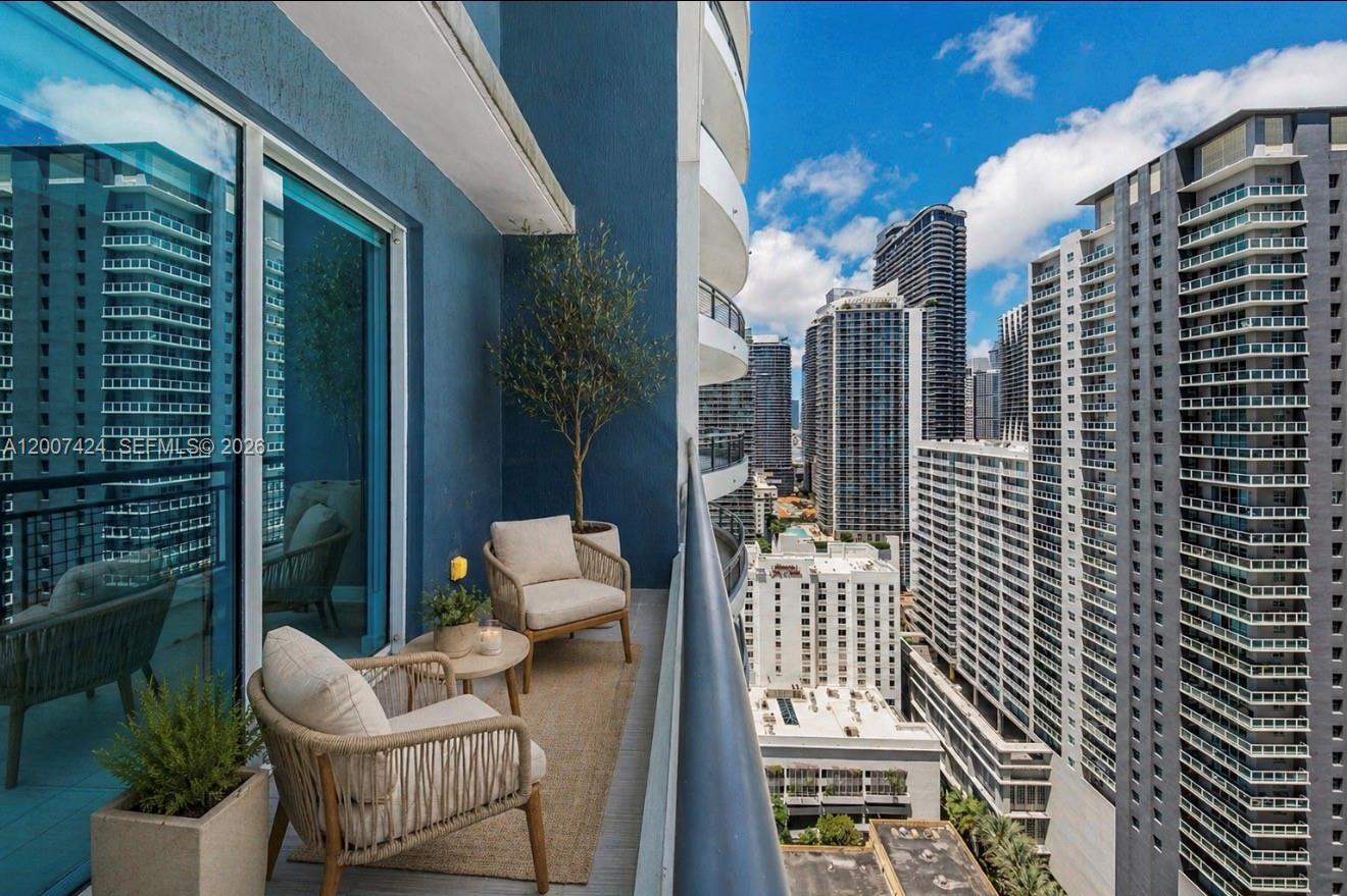 image Infinity at Brickell28