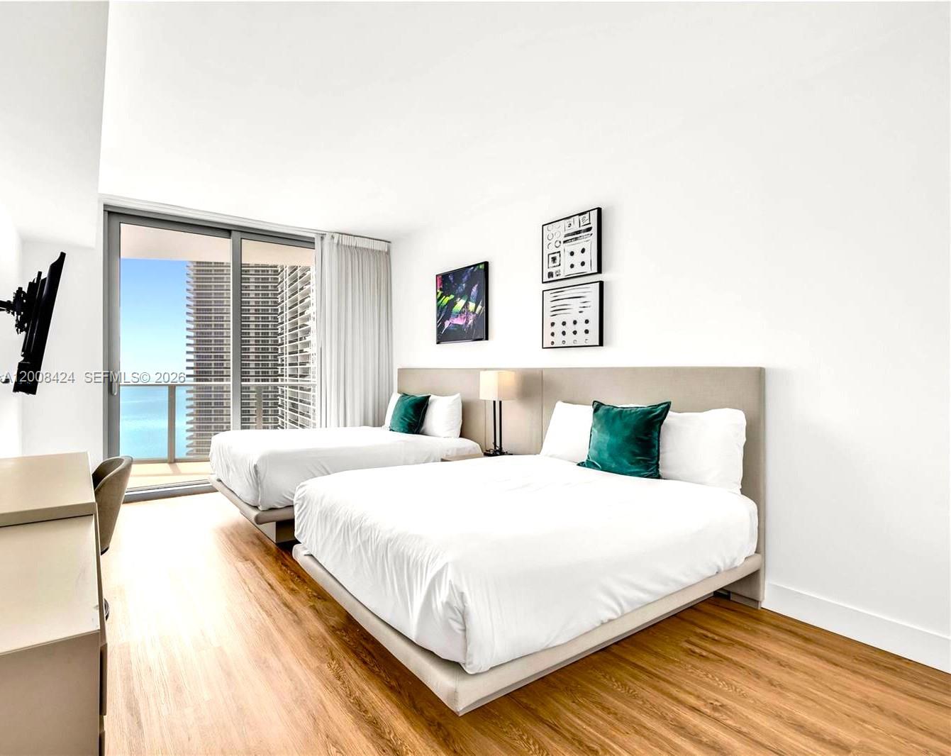 4111 S Ocean Dr #2303 Hollywood, FL 33019