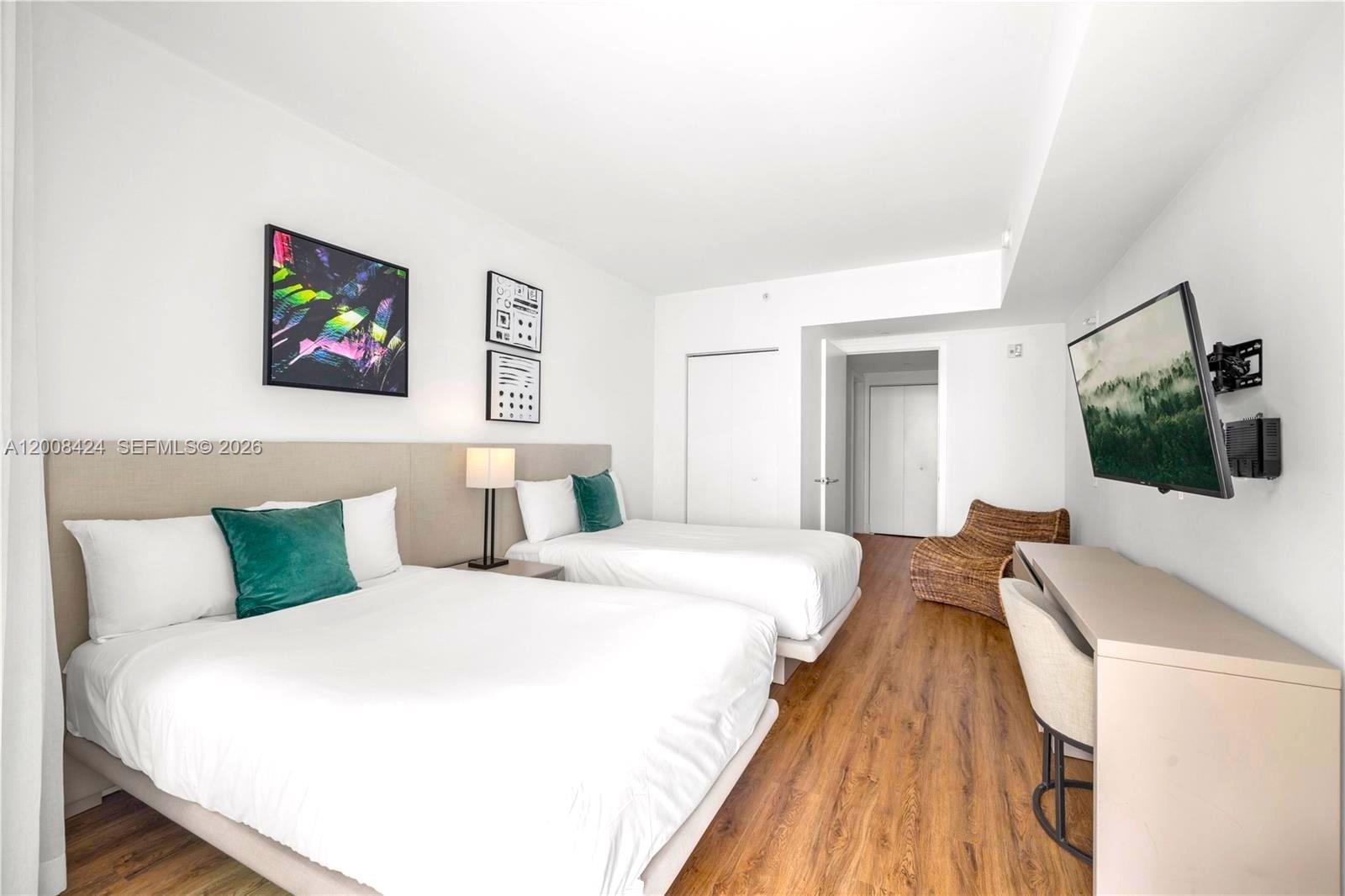 4111 S Ocean Dr #2303 Hollywood, FL 33019