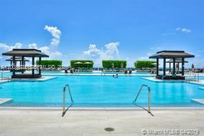 image Beach Club 225