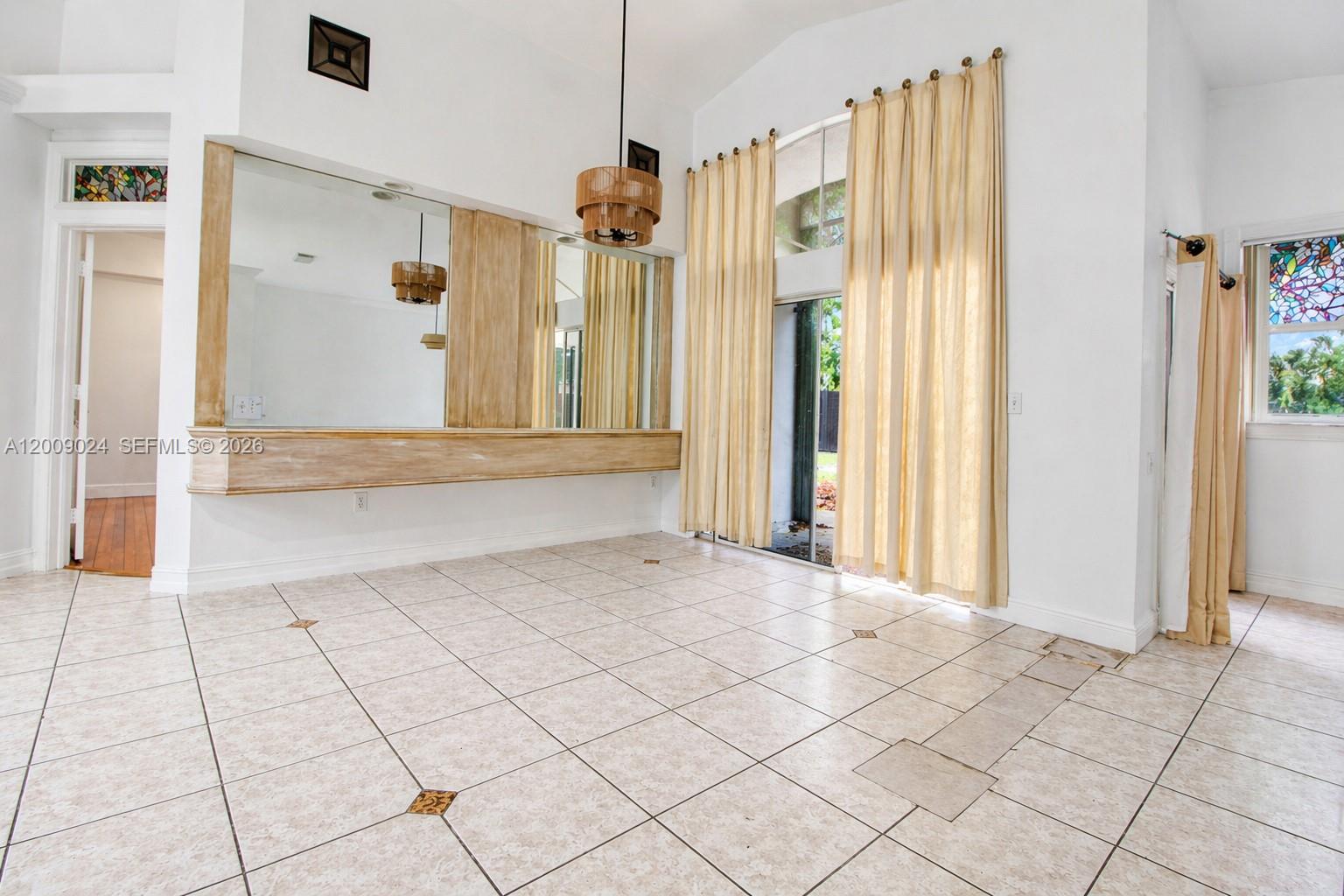 9437 SW 183rd Ter Palmetto Bay, FL 33157