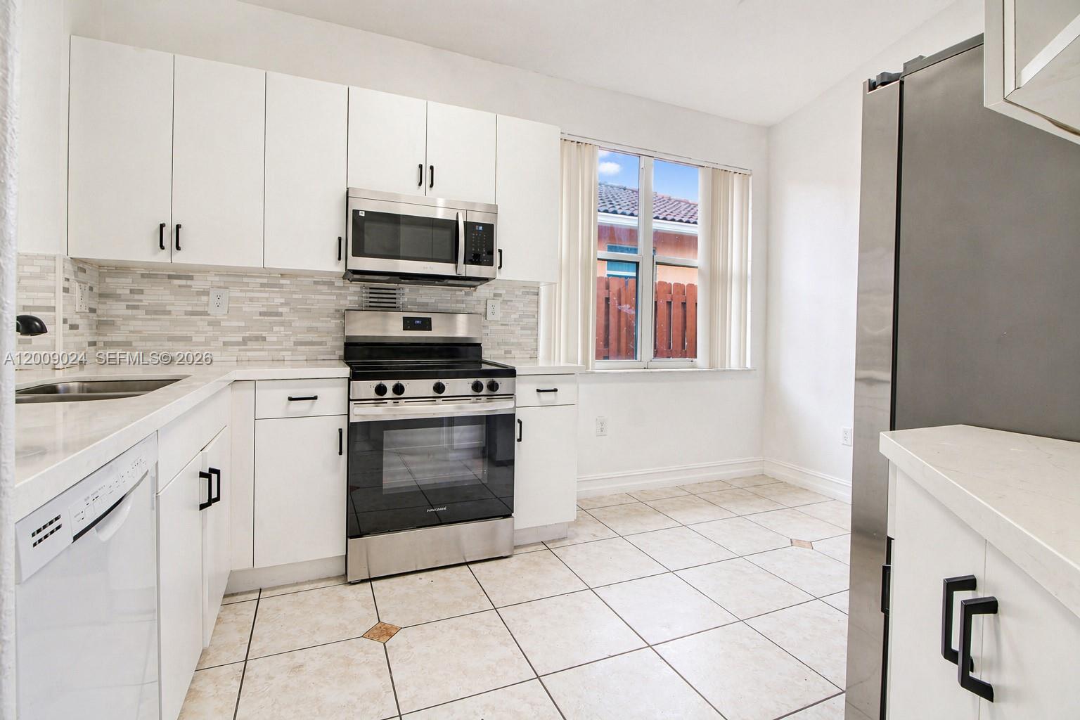 9437 SW 183rd Ter Palmetto Bay, FL 33157