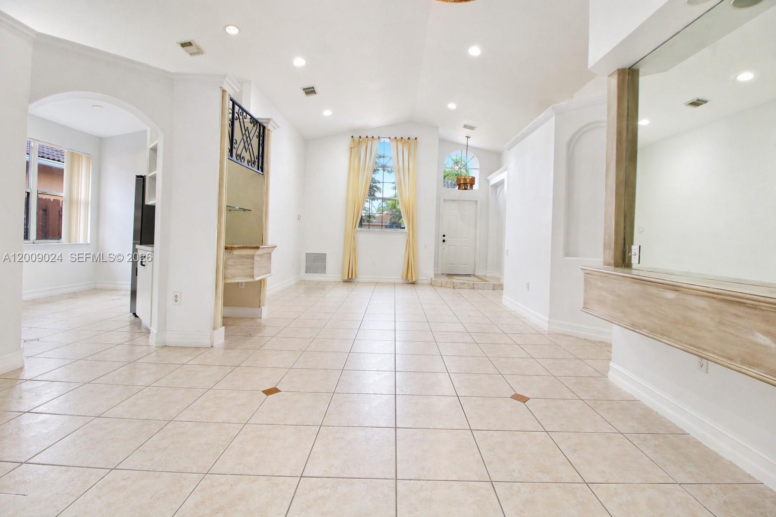 9437 SW 183rd Ter Palmetto Bay, FL 33157