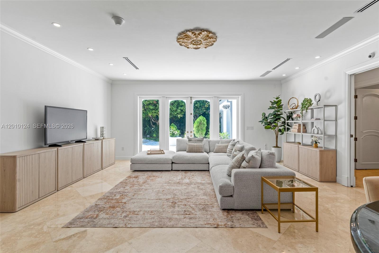 9400 Old Cutler Rd Coral Gables, FL 33156