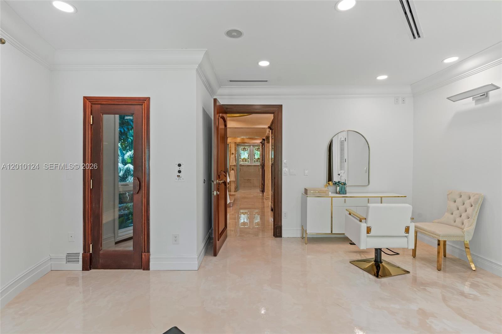 9400 Old Cutler Rd Coral Gables, FL 33156