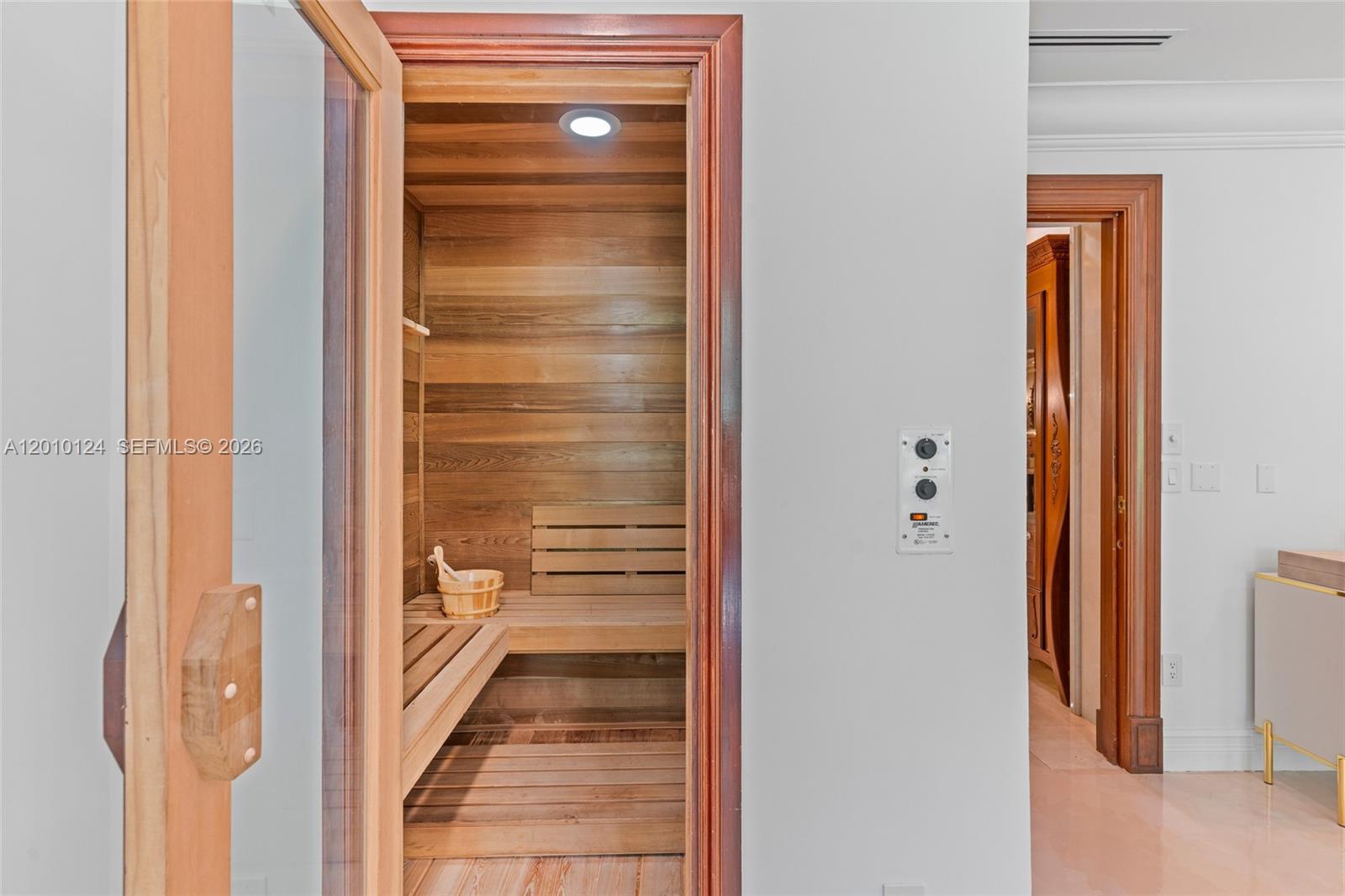 9400 Old Cutler Rd Coral Gables, FL 33156
