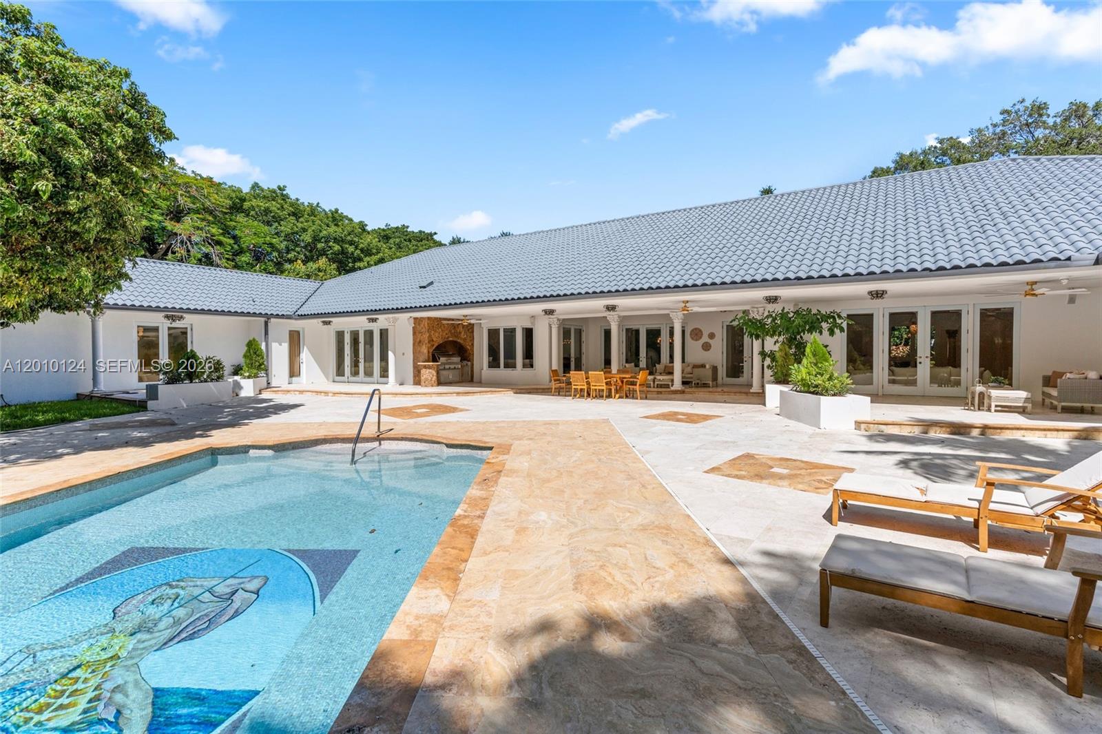 9400 Old Cutler Rd Coral Gables, FL 33156