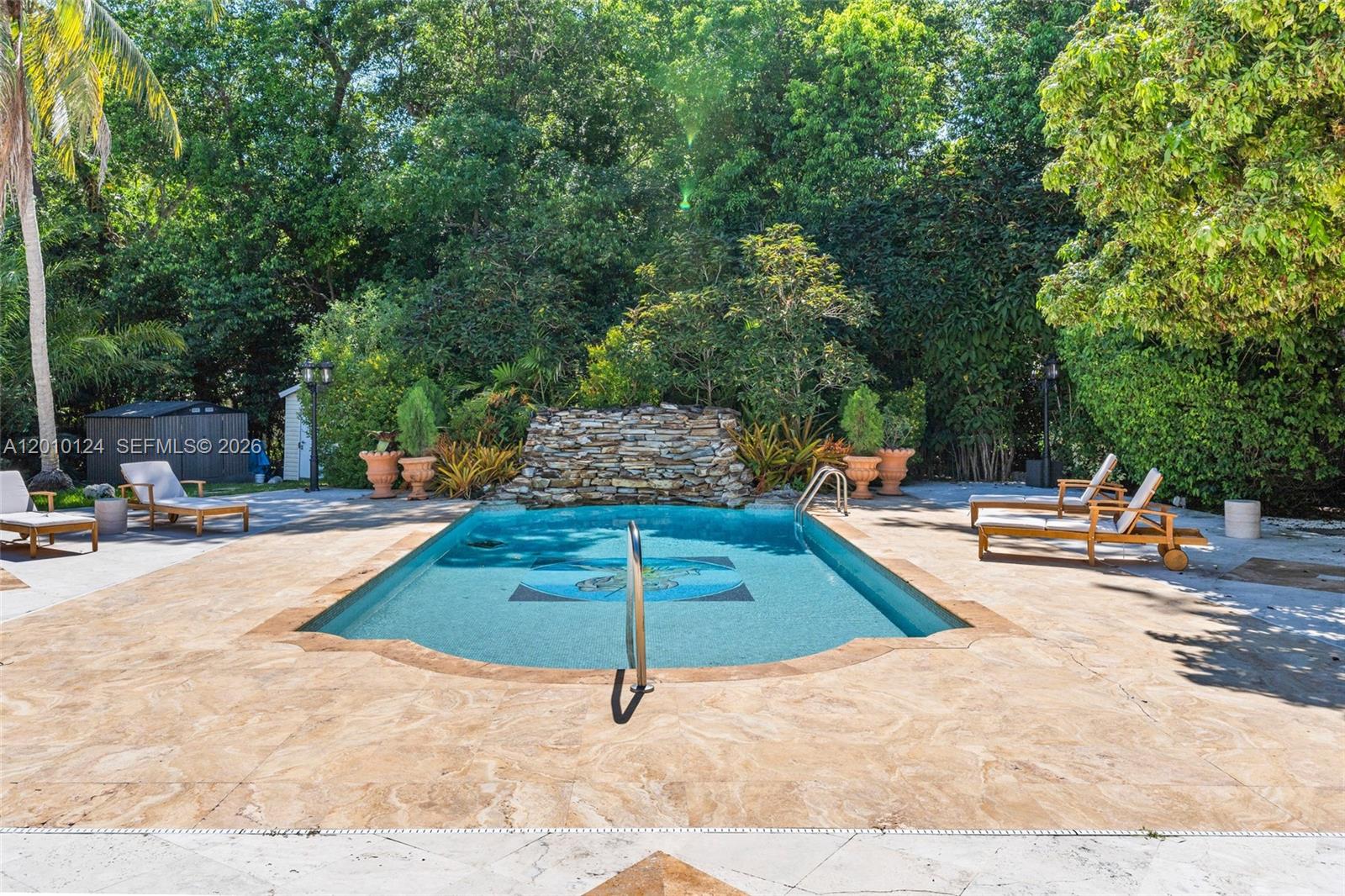 9400 Old Cutler Rd Coral Gables, FL 33156