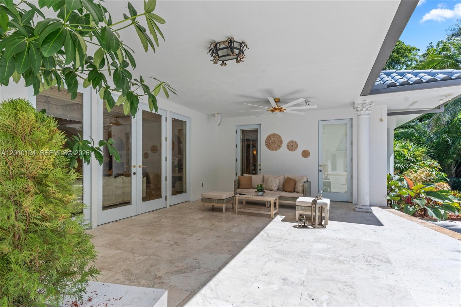 9400 Old Cutler Rd Coral Gables, FL 33156
