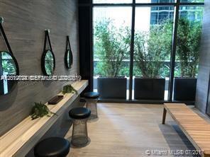 image Brickell Heights West24