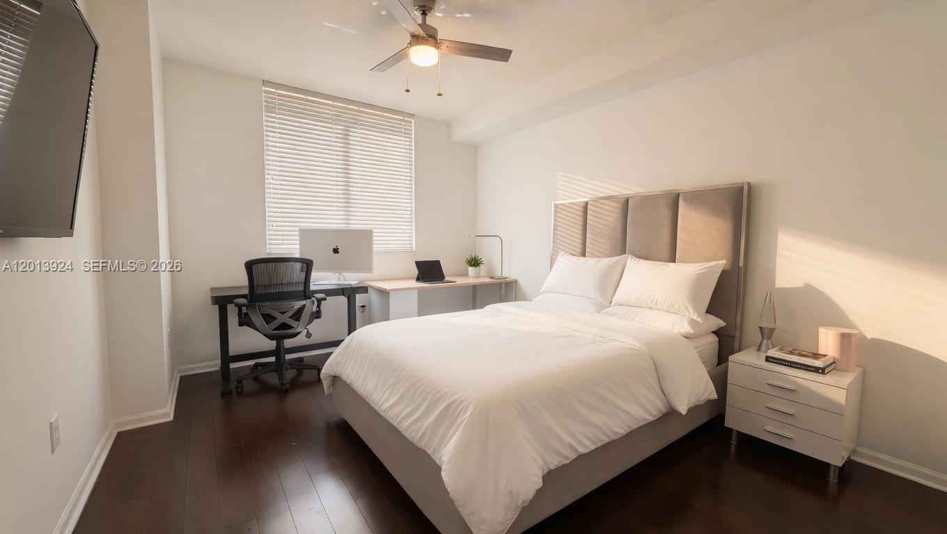 image The Venture at Aventura10
