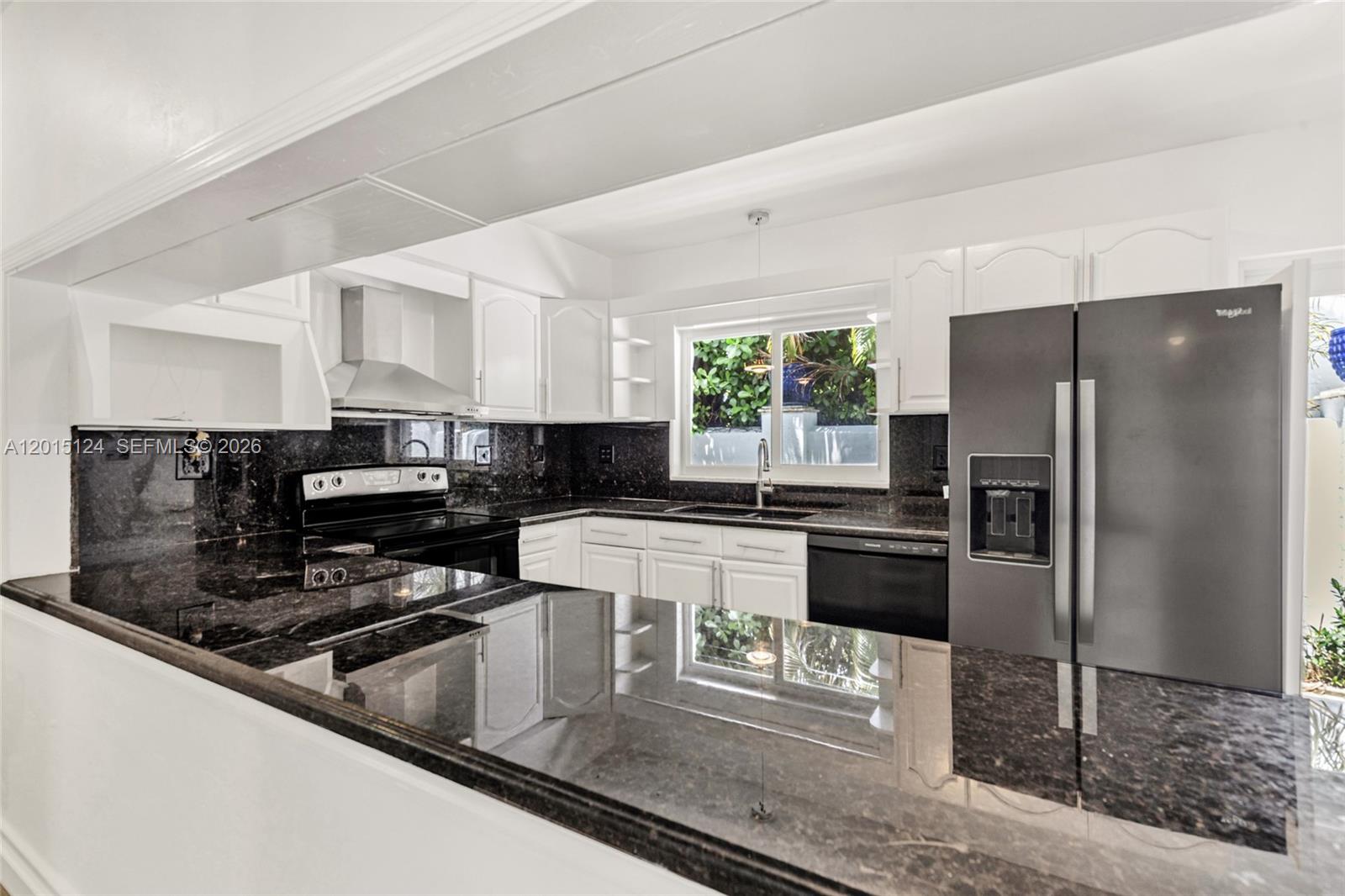 634 NE 72nd Ter Miami, FL 33138