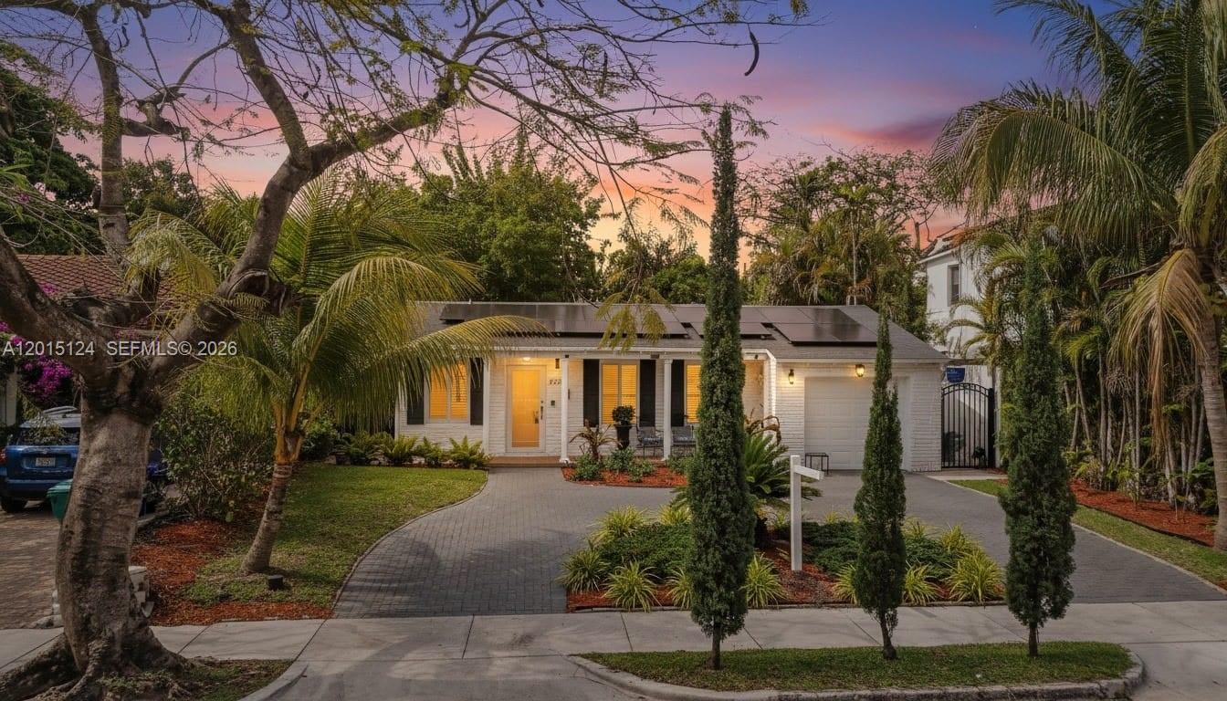 634 NE 72nd Ter Miami, FL 33138
