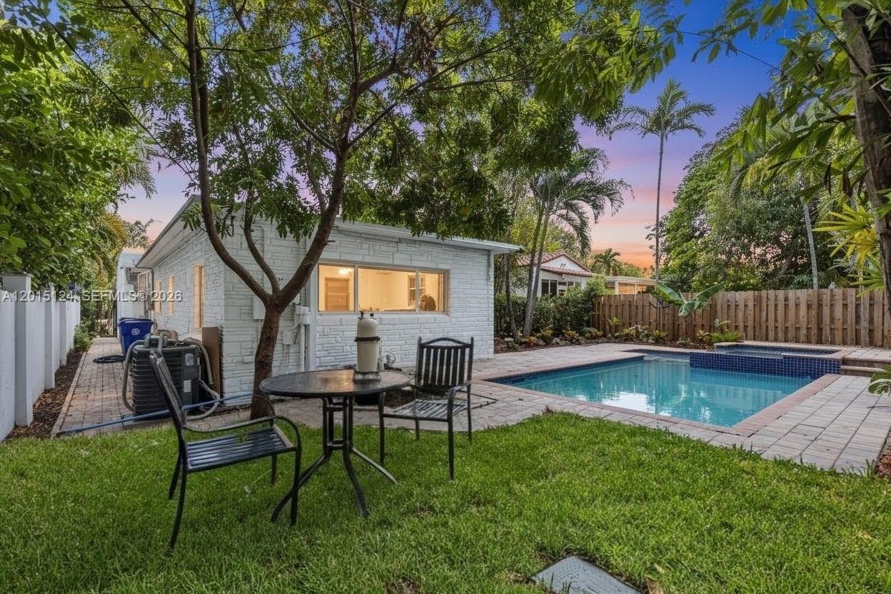 634 NE 72nd Ter Miami, FL 33138
