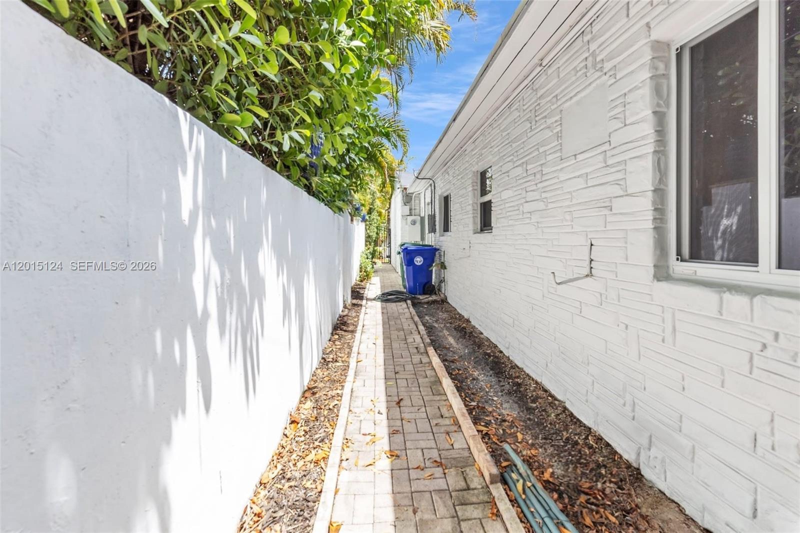 634 NE 72nd Ter Miami, FL 33138