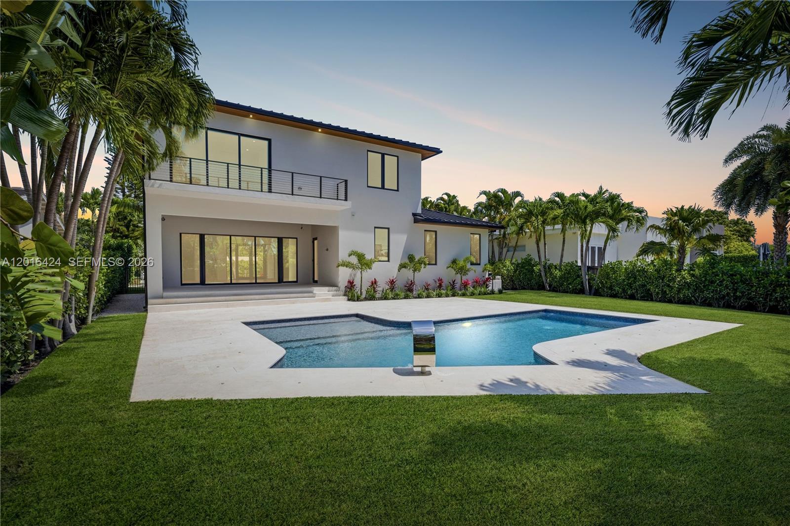 1940 Alamanda Dr North Miami, FL 33181