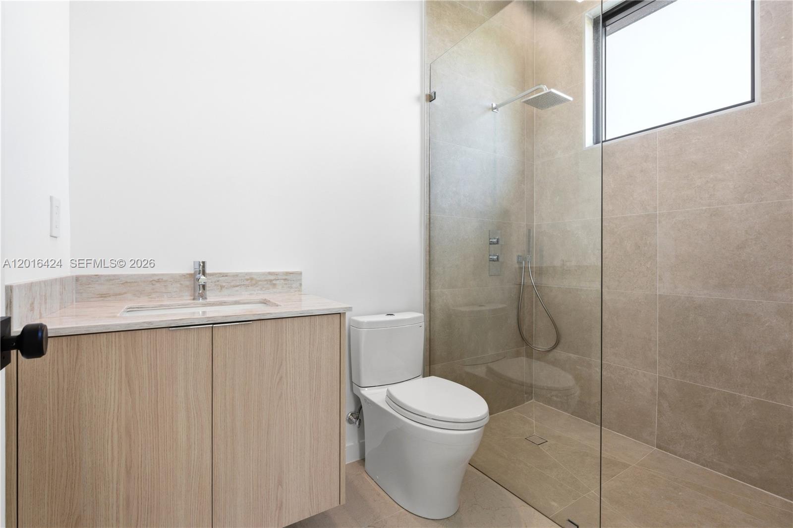 1940 Alamanda Dr North Miami, FL 33181
