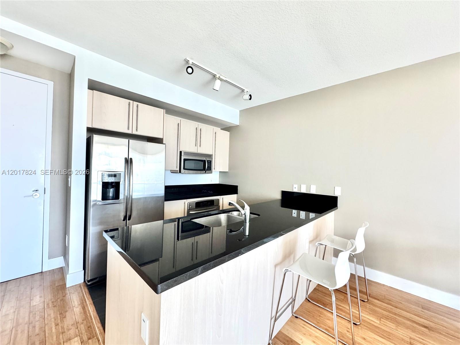 1111 SW 1st Ave #3524-N