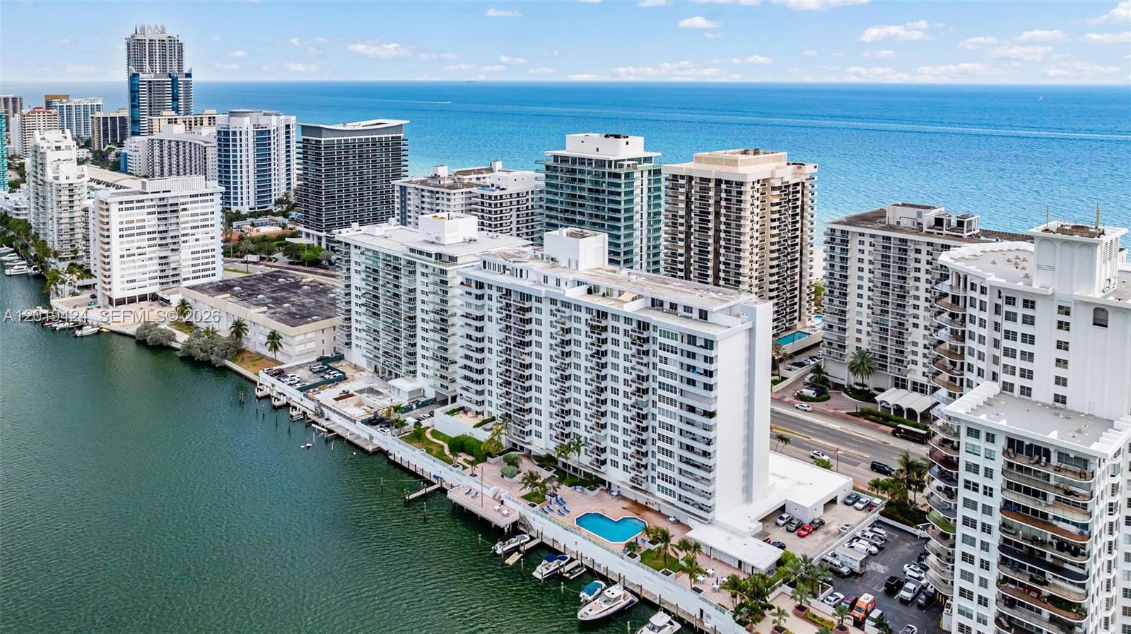 5700 Collins Ave #7J