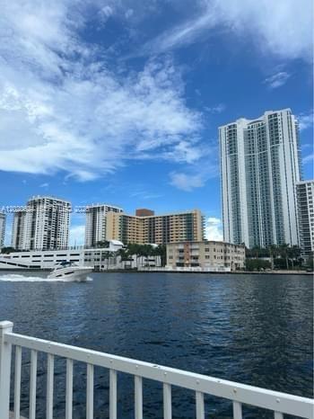 800 Parkview Dr #406 Hallandale Beach, FL 33009