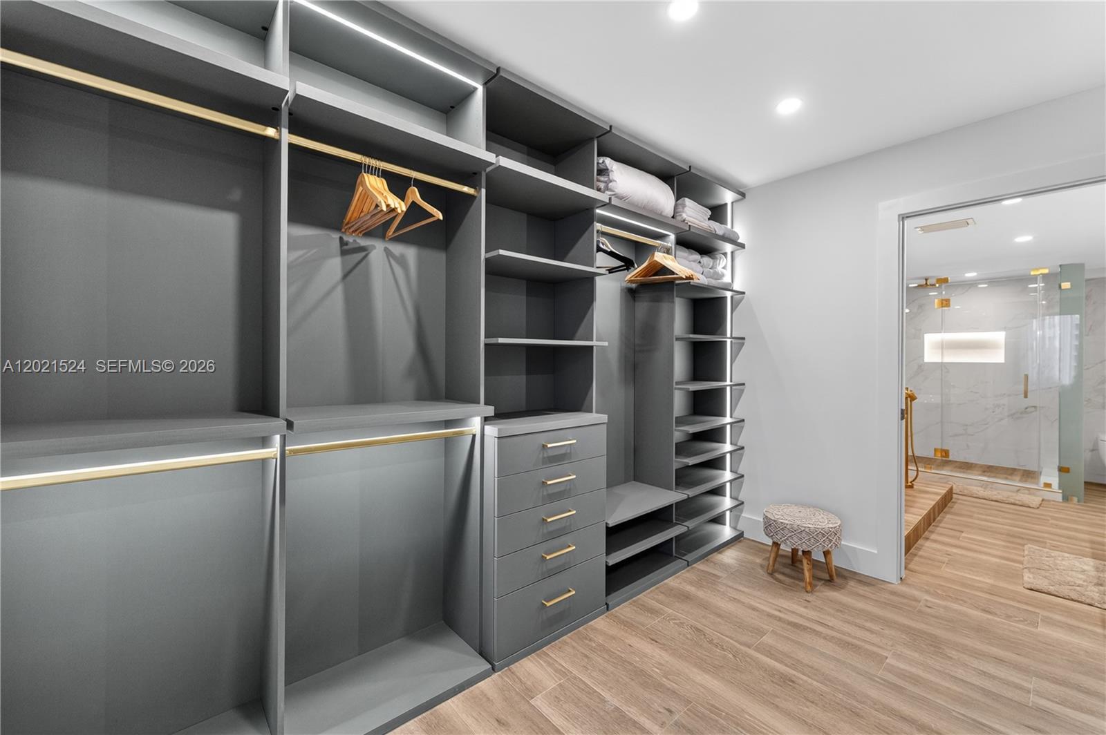 2301 Collins Ave #415 Miami Beach, FL 33139