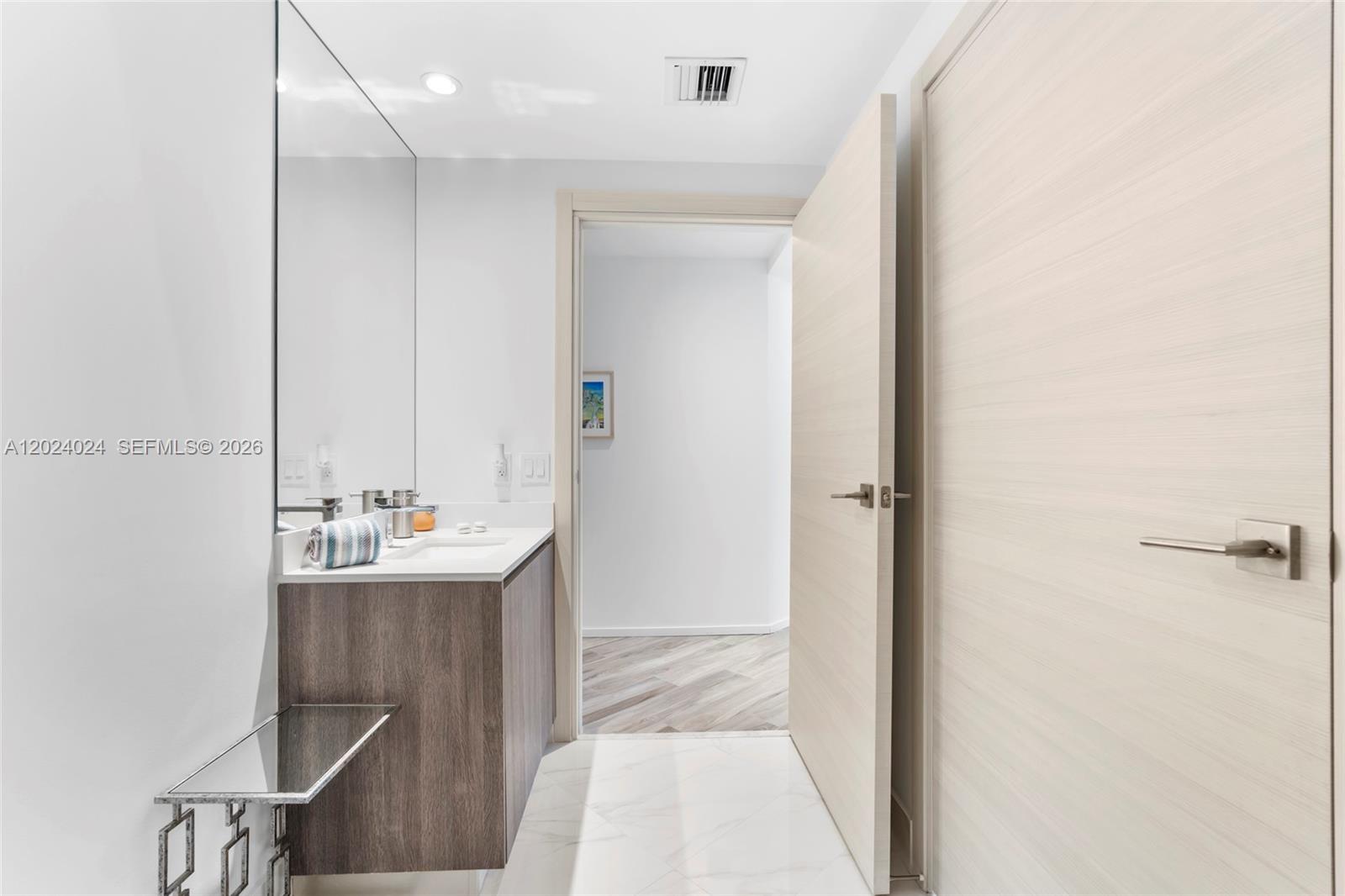 801 S Miami Ave #4405 Miami, FL 33130