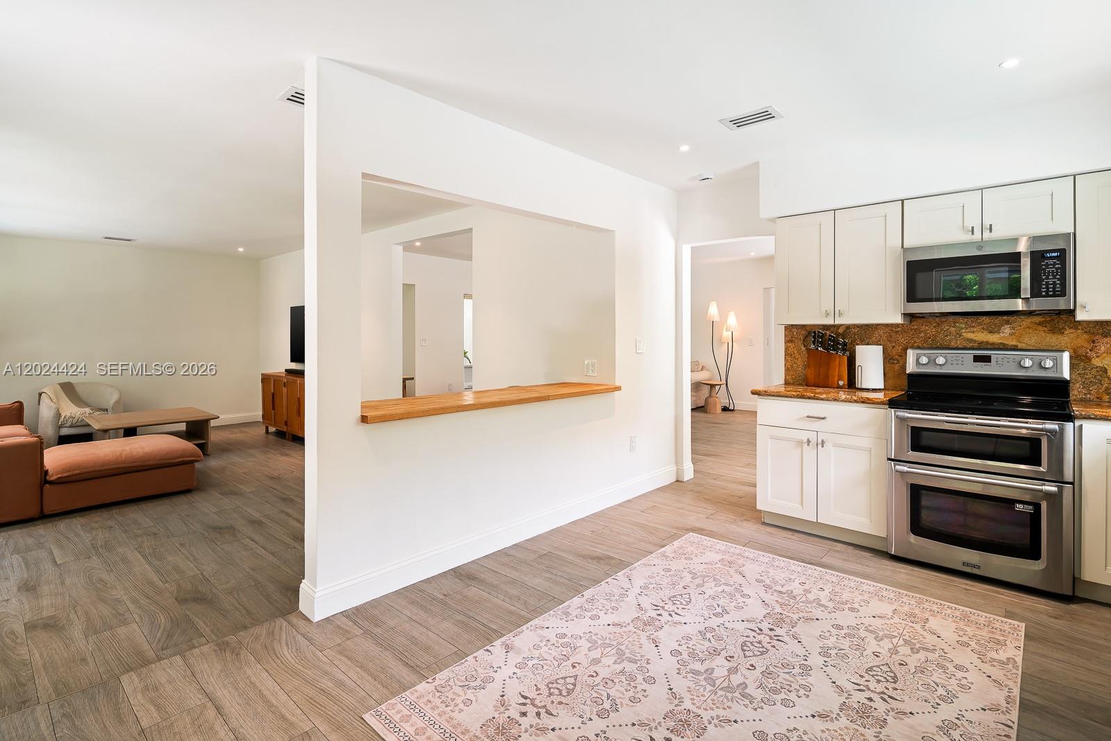 2508 Anderson Rd Coral Gables, FL 33134