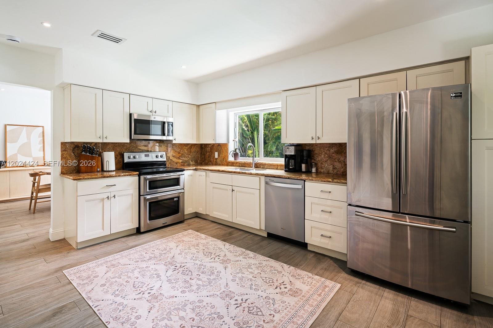 2508 Anderson Rd Coral Gables, FL 33134