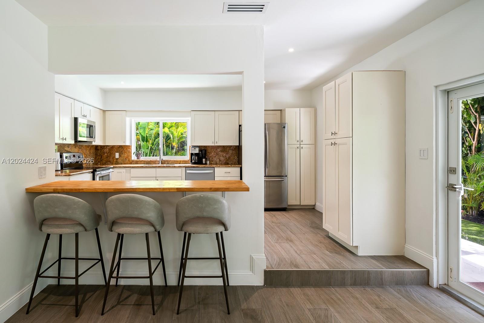 2508 Anderson Rd Coral Gables, FL 33134