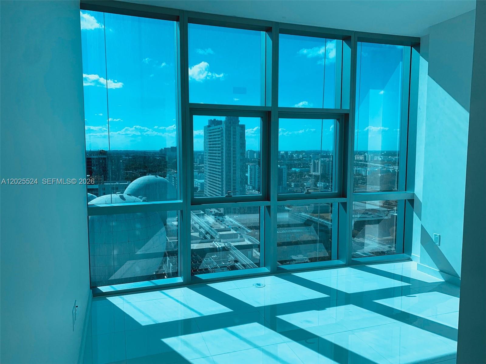 851 NE 1st Ave #1808 Miami, FL 33132