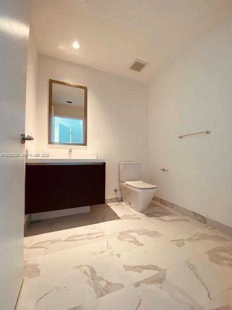 851 NE 1st Ave #1808 Miami, FL 33132