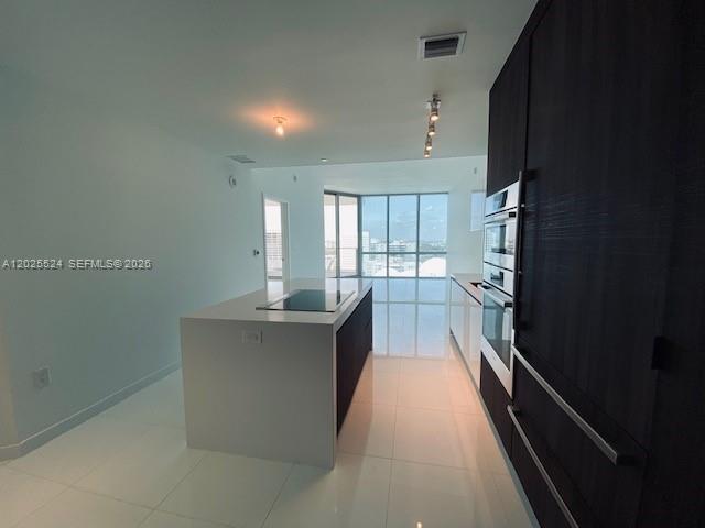 851 NE 1st Ave #1808 Miami, FL 33132