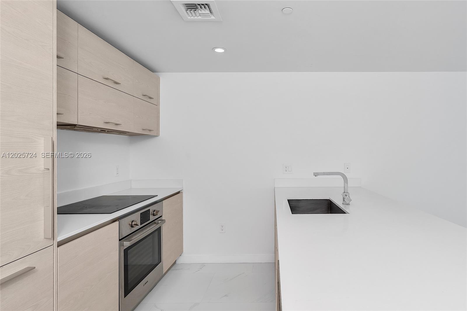 1300 S Miami Ave #3211 Miami, FL 33130
