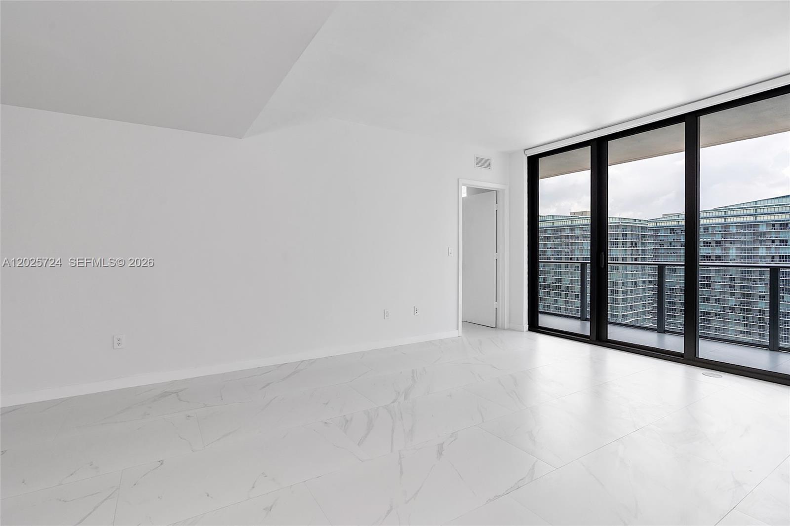 1300 S Miami Ave #3211 Miami, FL 33130